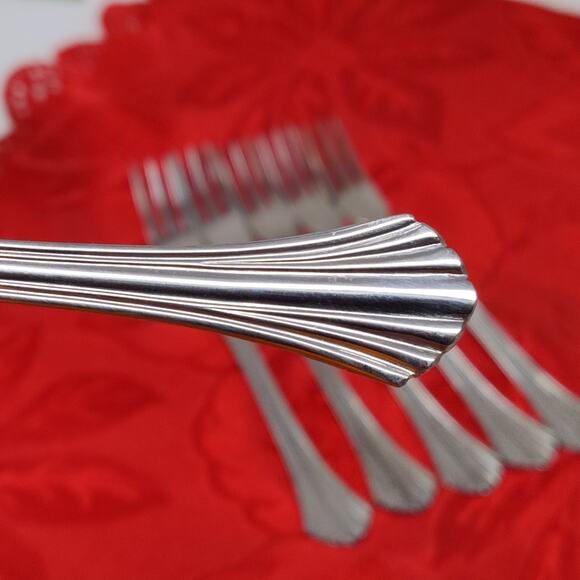 6X CF Cambridge TRACY Stainless Cocktail FORKs - Picture 1 of 14